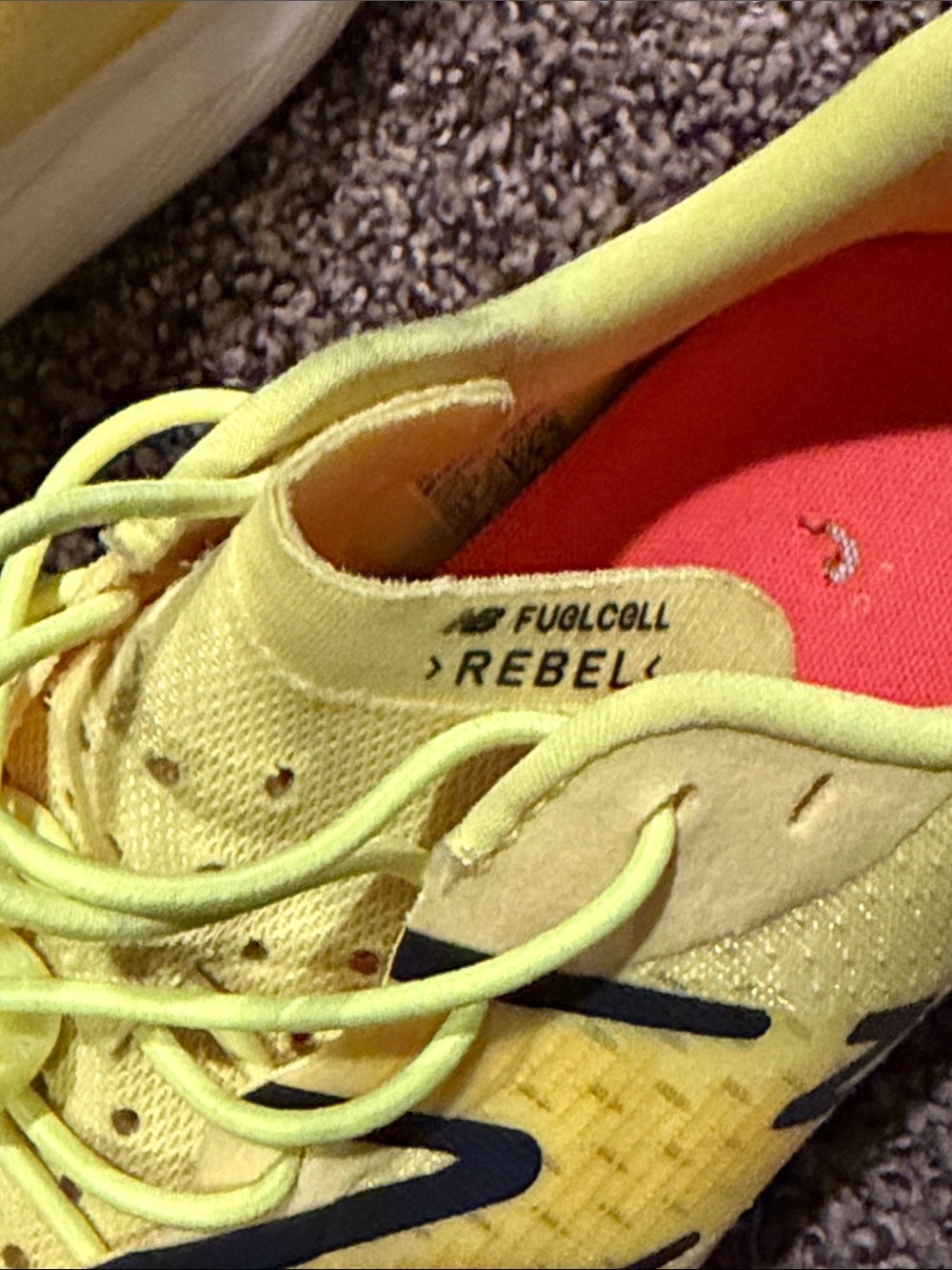 New Balance Men’s Fuel Cell Rebel V3 10.5 - Picture 6 of 6